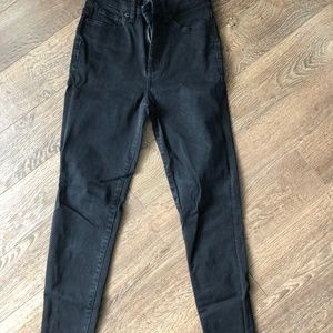 Black DUER high waisted skinny jeans 24x28
